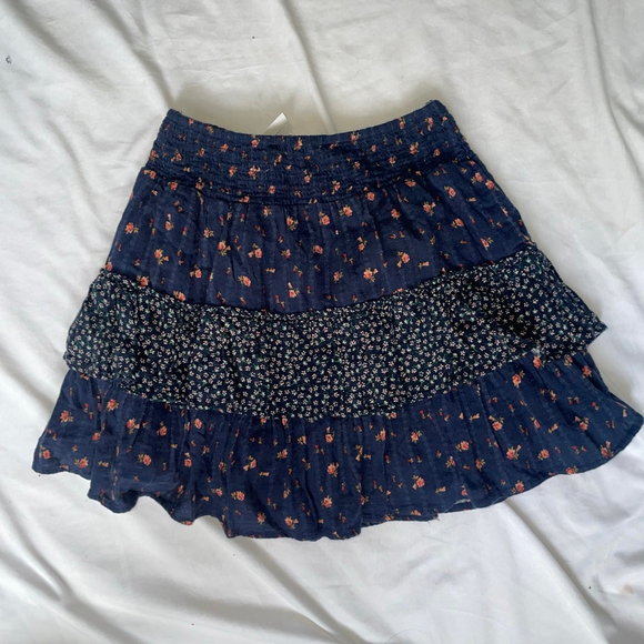 NWT Women's American Eagle Size Medium Blue Floral Tiered Mini Skirt - Picture 8 of 9